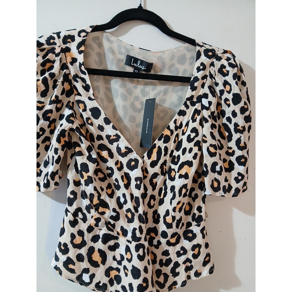 Lulus Leopard Print V Neck Puff Sleeve Peplum Blouse Top XS